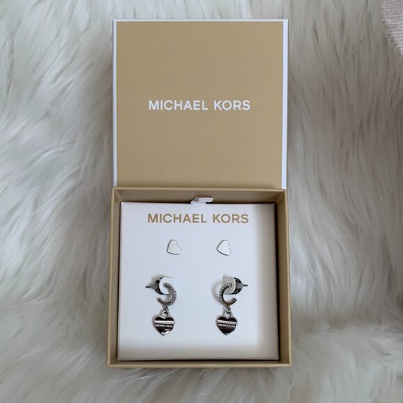MICHAEL KORS Heart Mini Stud Earrings SET in Silver with Gift Box - Picture 1 of 3